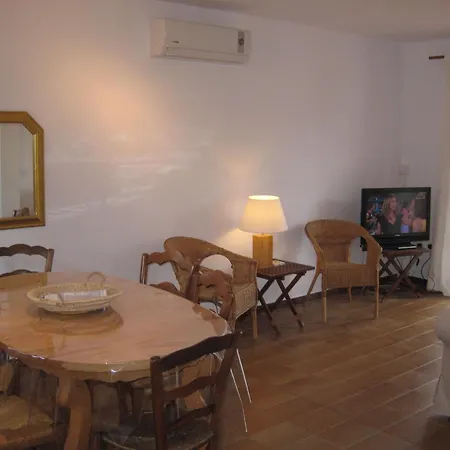 Casa vacanze Casa Con Jardin, Piscina, Y Terrazas En Zona Tranquila Cerca De - Es-323-24